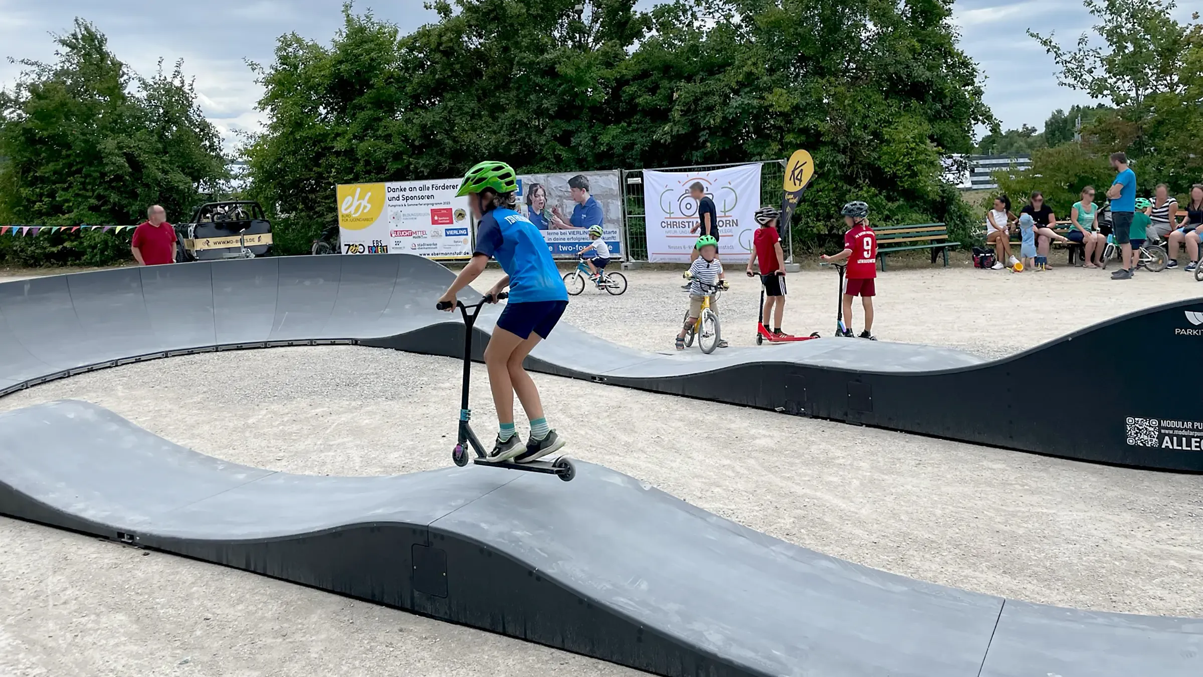 Pumptrack bei einem Sportevent in Ebermannstadt